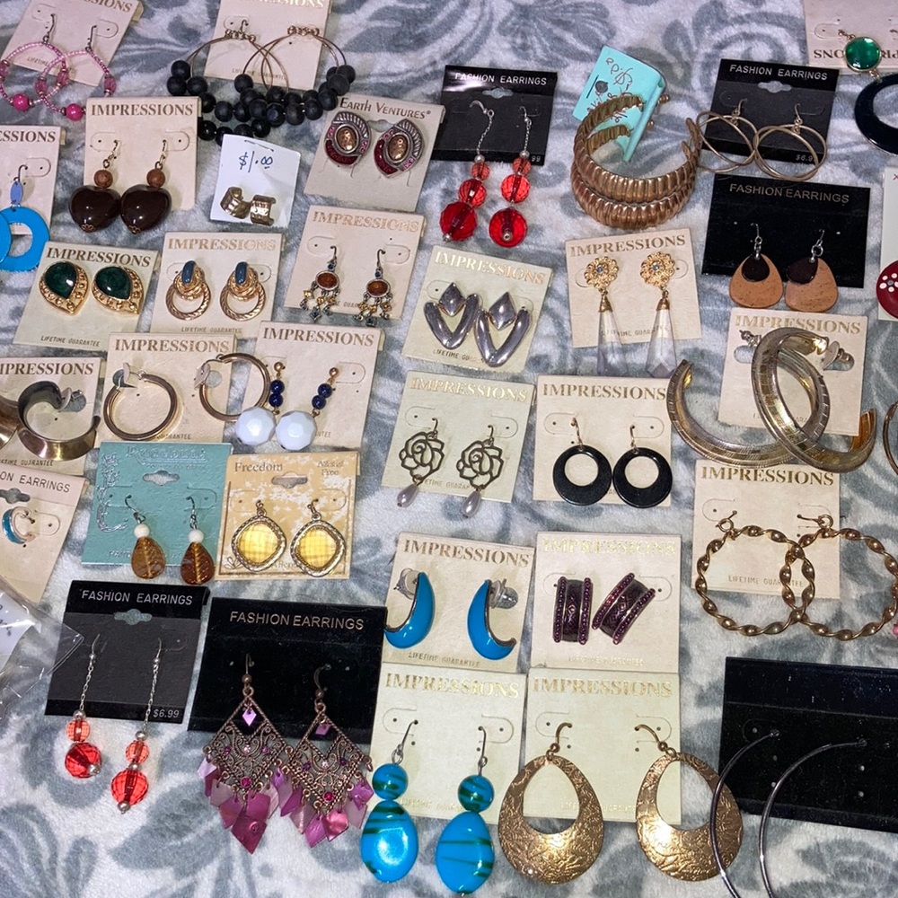 Bundle of Fashion Earrings 59 pairs